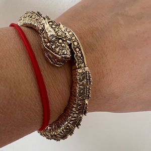 Landau Costume Jewelry Antique Gold Plated Rhinestone Dragon Bracelet RARE ✨💕